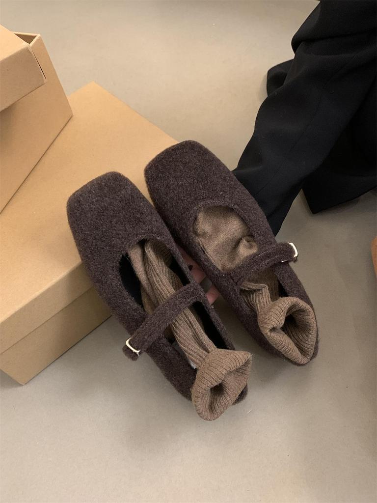 High-End Women's Furry Flat Mary Jane Shoes - 2024 Autumn/Winter French Retro Style