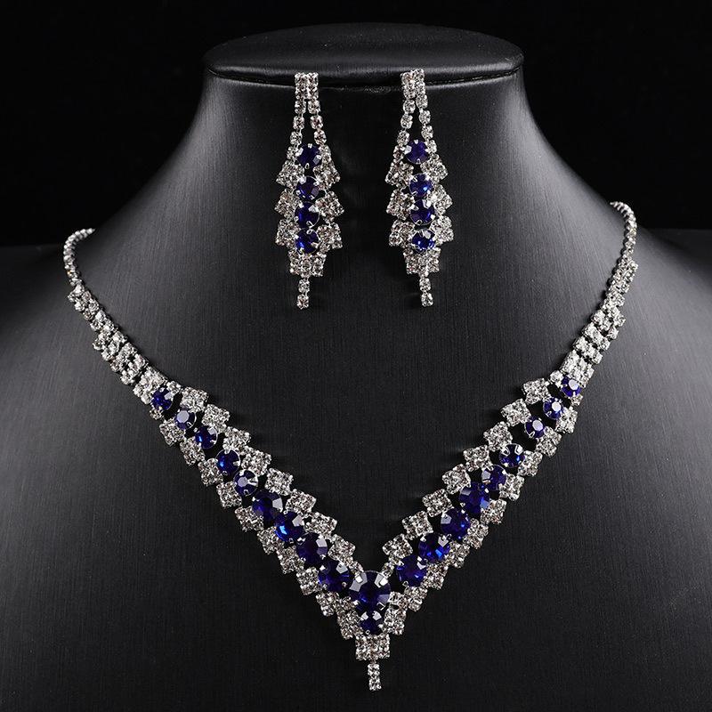 European and American Burgundy Necklace Set, Earrings, Jewelry Set, Versatile Bride Jewelry, Rhinestone Jewelry Pendant.
