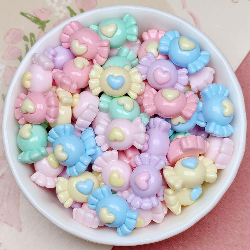 30Pcs New Cute Kawaii Cartoon Mixed Color Candy Heart Series Resin Scrapbook Diy Manicure Wedding Hairpin Accessories Craft A129