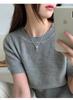 Cartoon Dolphin Pendant Necklace for Women - Small, Lightweight, Fashionable, Niche Design, High-End Clavicle Chain.