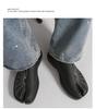 Herren-Loafer im japanischen Stil mit geteilter Zehe, zum Hineinschlüpfen, aus Leder - Lässige Halbschuhe