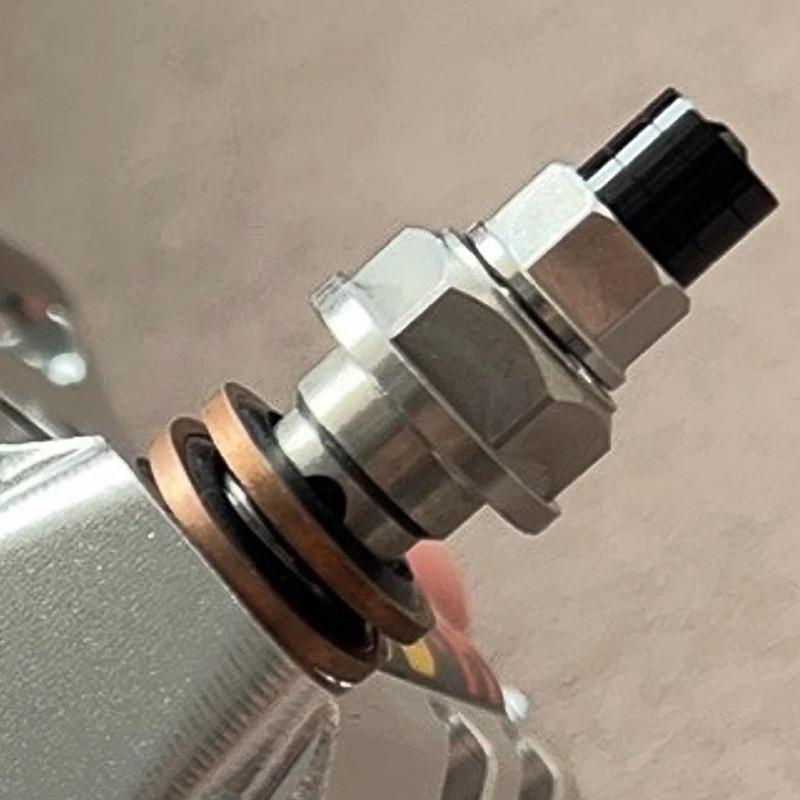 Universal M10x21 Thread Pitch 1.0/1.25mm Motorcycle Brake Master Cylinder Oil Hose Banjo Bolt Brake Calipers Bleed Screw Nipple