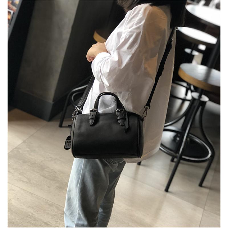 Johnature Vintage Handmade Women Bag First Layer Cow Leather Handbag Shoulder Bags Leisure Solid Color Messenger Bag