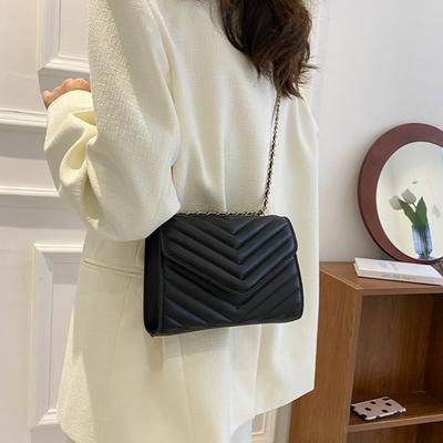 Dámská módní ležérní luxusní textura jednobarevná jednoduchá a velkorysá každodenní dojíždění všestranná kabelka přes rameno s řetízkem