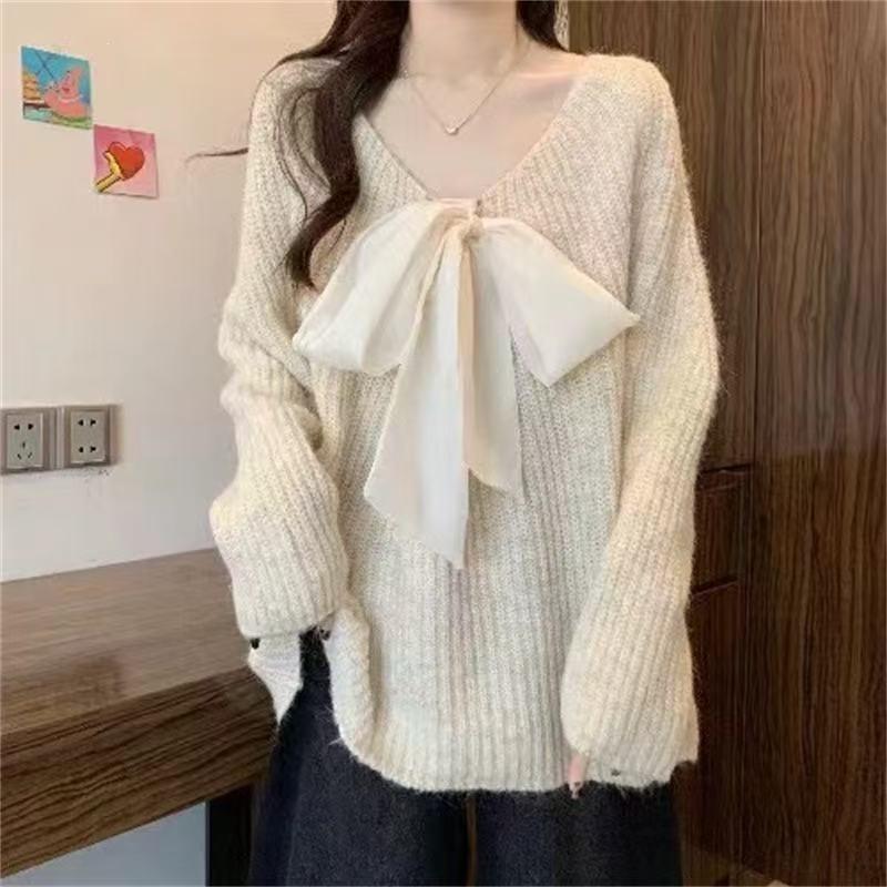 Women's Versatile French Bow Round Neck Pullover Sweater - Soft, Slimming, Age-Reducing Knitwear for Autumn and Winter