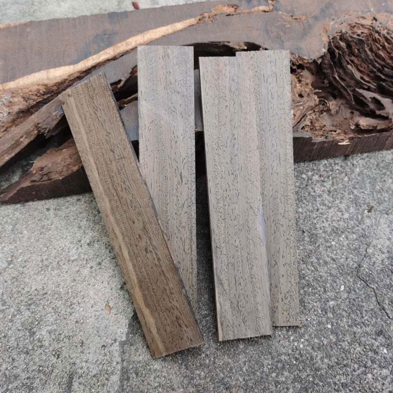 

Creative DIY Chinese Style Bookmark - Purple Sandalwood & Ebony