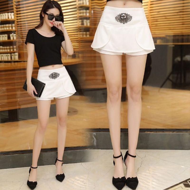 

European and American-Style Thin Ruffled Skulls Shorts for Summer White L
