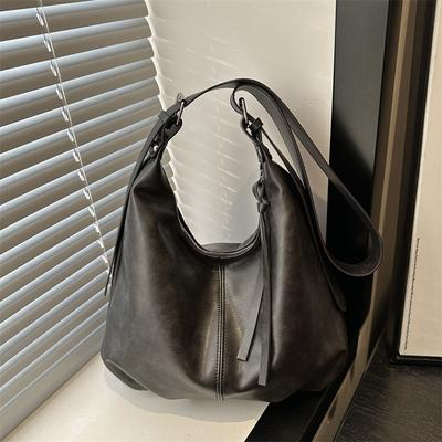 Casual Soft-faced Large-capacity Bag Women's 2025 New Autumn and Winter Retro Popular Messenger Bag Fashionable Shoulder Tote Bag