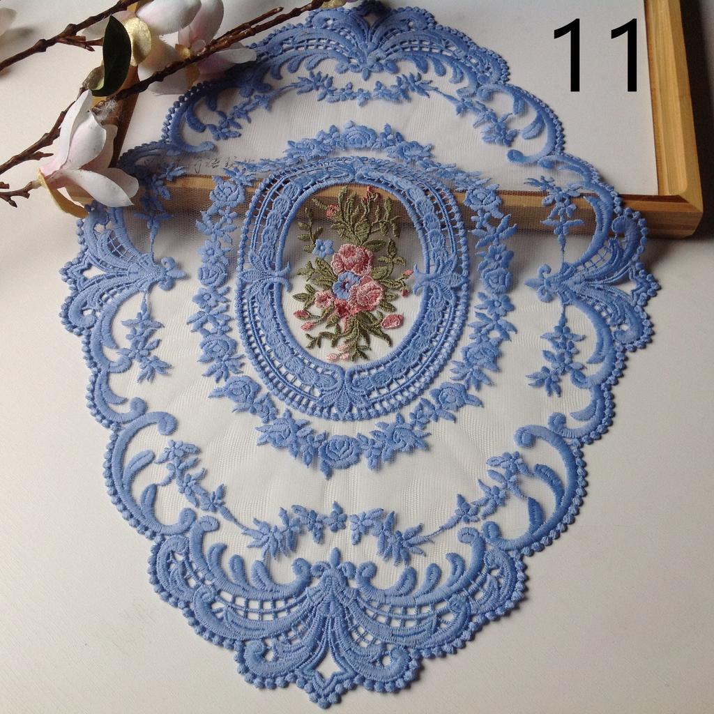 Classic Style Lace Placemat Embroidered Table Surface Cloth Dining Room Decorative Table Furniture Mats Party Wedding Antique Coffee Coasters
