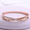Bracciale versione coreana popolare per il pendolarismo quotidiano bracciale ad apertura a molla semplice bracciale femminile versatile alla moda personalizzato semplice