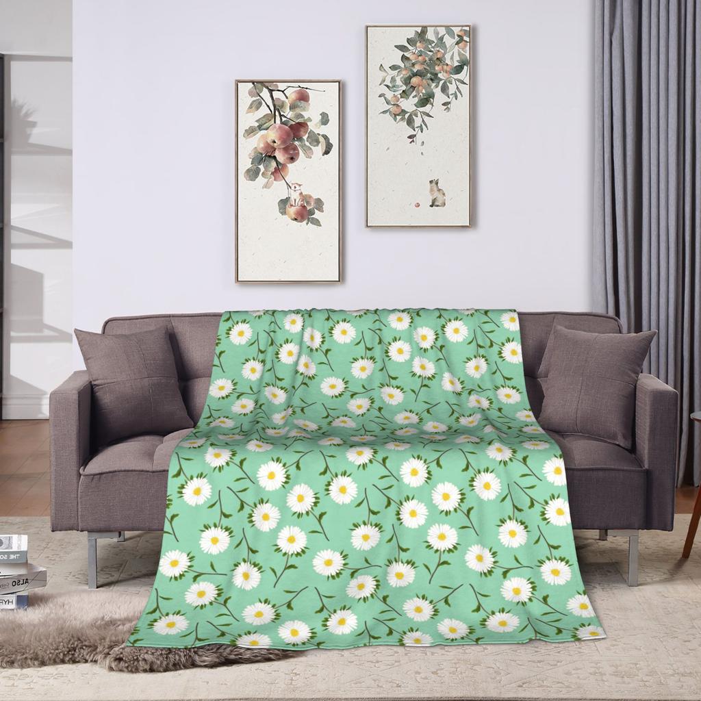 White Daisy on Green Background Blanket Spring  Super Soft Throw Blanket For Girls Sofa Home Flannel Bedspread Bed Cover