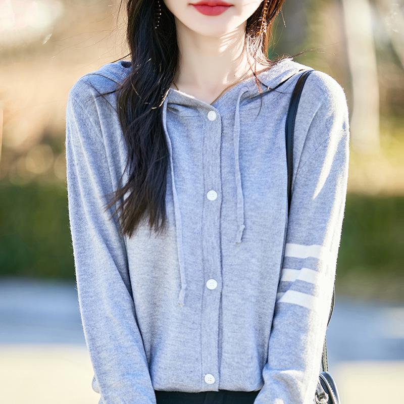 2026 Spring/Summer Women's Lightweight Wool Knit Hooded Cardigan with Three Stripes