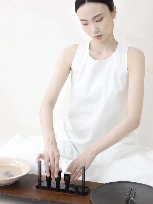 Ohgnus 103 Eye Brush Holder Set