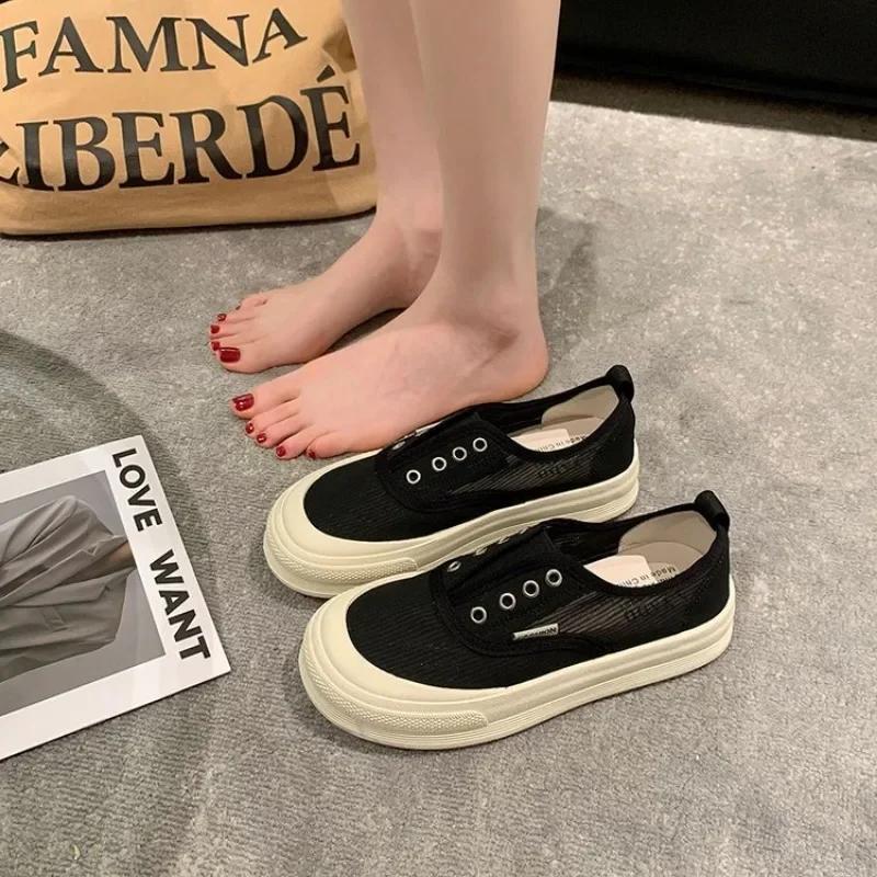 Fashion Women Canvas Flat Shoes Spring and Autumn New Fashion Women Breathable Thick Soled Low Top Tennis Casual Canvas Sneakers
