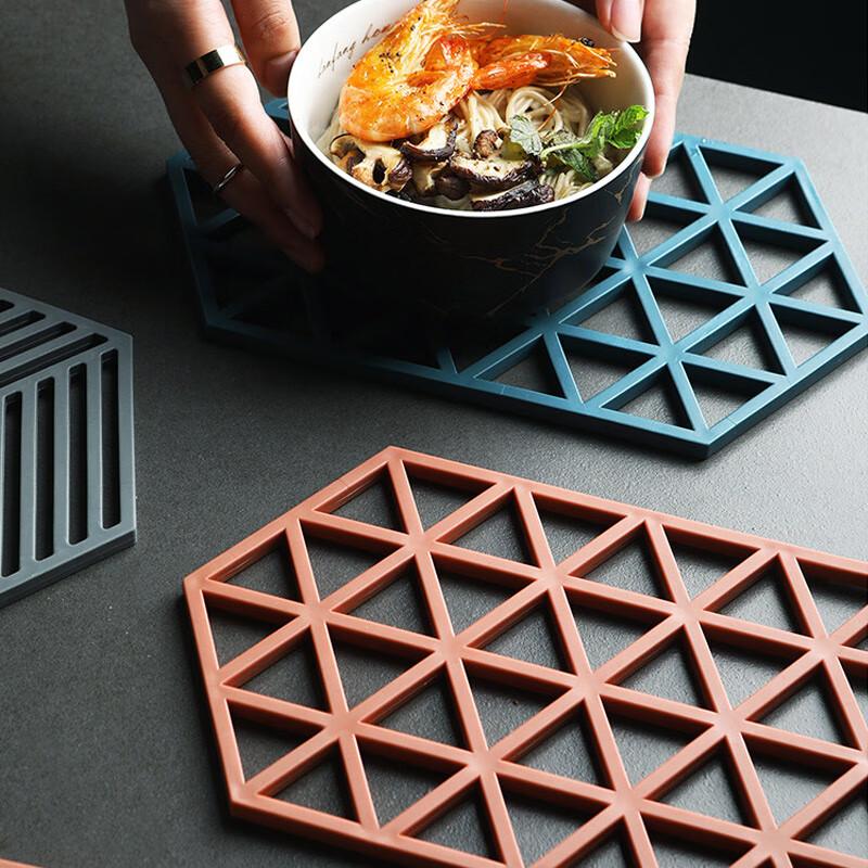 Heat-Resistant Table Mats, Set of 3, Silicone Placemats, Bowl Coasters, Cup Coasters, Anti-Scalding, Non-Slip, High Temperature Resistant Table Mats