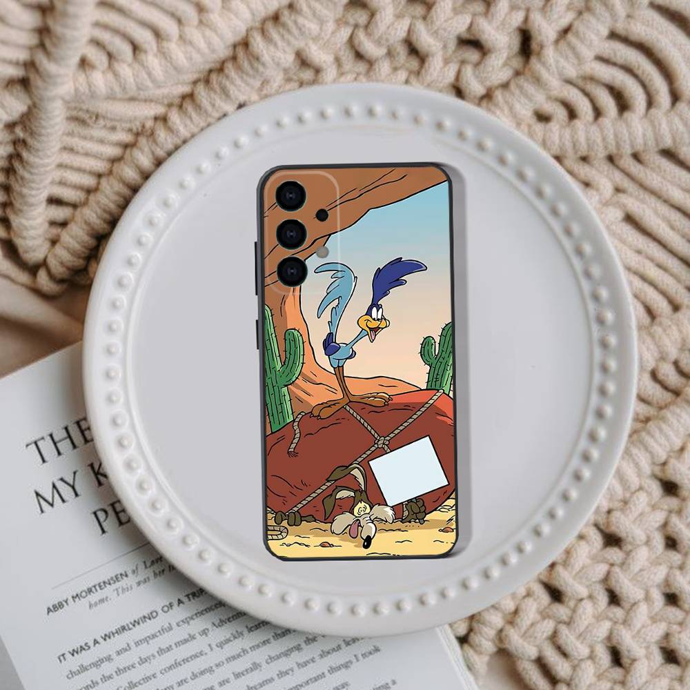 Road R-Runner Willy C-Coyote Phone Case For Samsung Galaxy A73,31,32,72,41,53,52,71,22,5G,Note,J7,8,9 Soft Black Cover