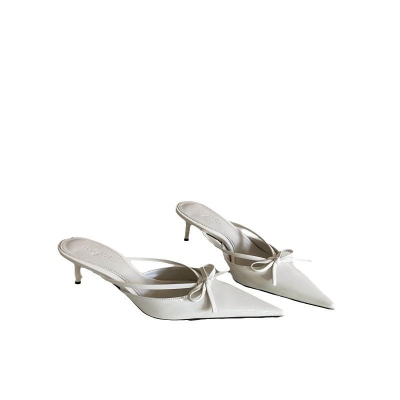 Spring And Autumn Light Baotou Women'S Shoes Silver Bow Ornament Pointed Cat Heel Dew And Muller Sandals