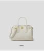 Chic Women's Tote Bag: Niche Design, Hand-Held Platinum, Large-Capacity, Fashionable Messenger Bag.