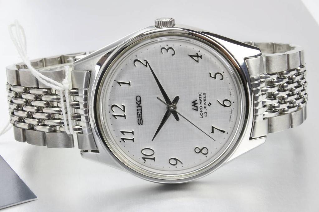 manufactured in SEIKO LORD MATIC automatic wristwatch with 23 original bracelet in excellent A top-of-the-line Japanese-made watch, 1974 men's