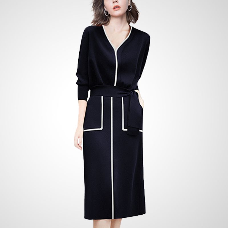 

Classy Elegance Dignified Sense of Design Contrast Color Simple Dress Women s 2025 Autumn New V-neck Waist-Tight Skirt Black- M
