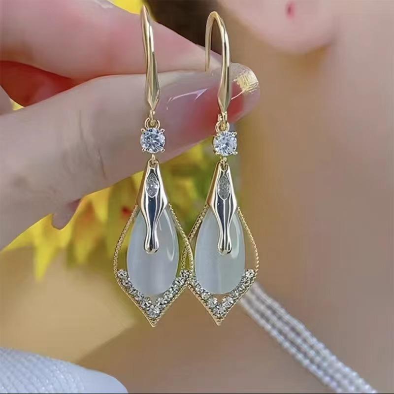 New Classic Elegant Water Drop Earrings For Women Crystal Long Tassel Wedding Jewelry Gifts