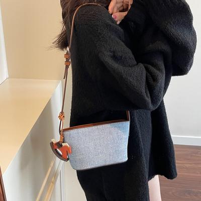 Contrasting Color Niche Bag Women's New Retro Versatile Messenger Bag High-end Portable Bucket Bag
