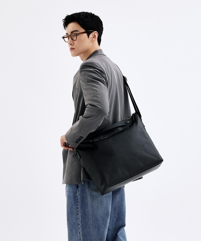 Bedford11Th 15-Inch Storage Functional 2-Way Large Messenger Bag [Black]