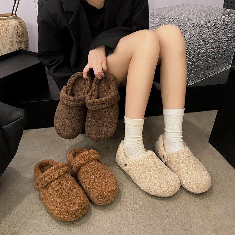 Baotou Plüschpantoffeln Damen Outdoor 2025 neu Herbst und Winter Mode Lammwolle niedliche Plüsch Halbpantoffeln Boken Schuhe