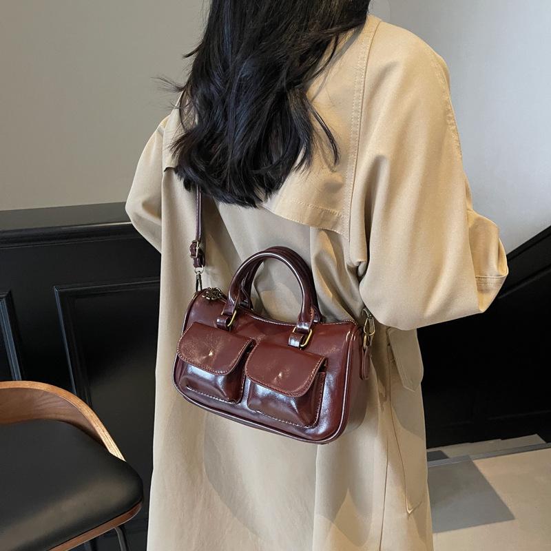 Bag Crossbody Women's Versatile Portable Small Bag 2025 New Winter Retro Simple Small Square Bag Fashion Shoulder Bag