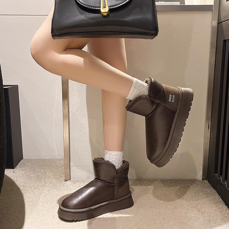 Snow Boots Women's 2025 Winter New Velvet Warm Northeast Casual Large Cotton Shoes Fur Integrated Short Snow Boots