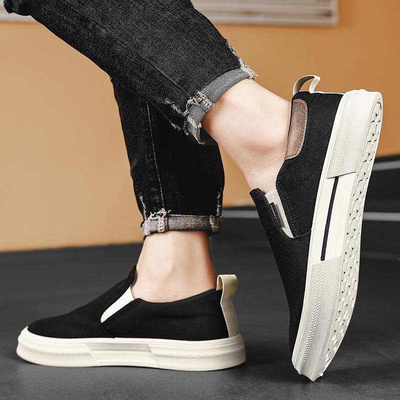 New Men Casual Shoes Male Sneaker Canvas Boys Fashion Slip-on Vulcanized Flats Non-Leather Casual Shoes Men Zapatos Hombres