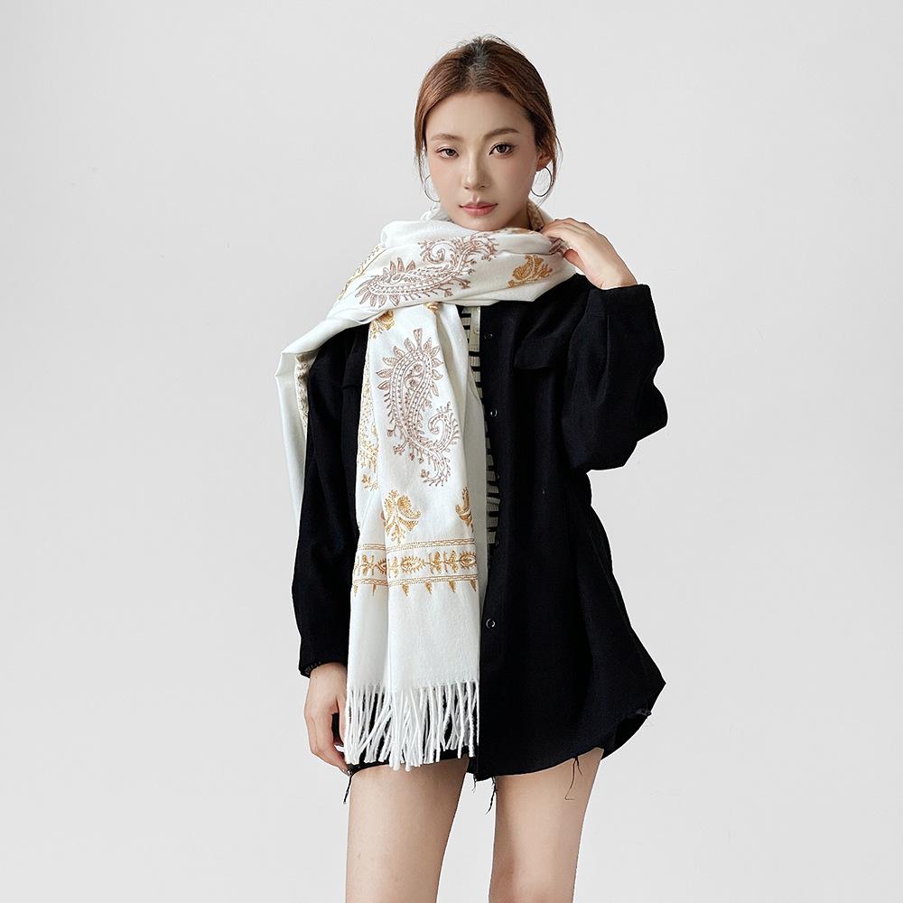 Luxury  Fashion Cashmere Shawl Large Cashew Printed Scarf Double-Sided Embroidered Tassel Scarves Women Blanket Bandana