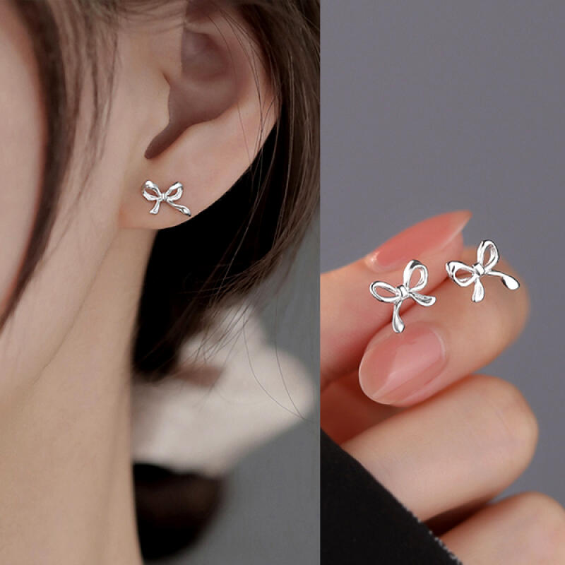 

Infra Ribbon Stud Earrings (925 Silver) Silver