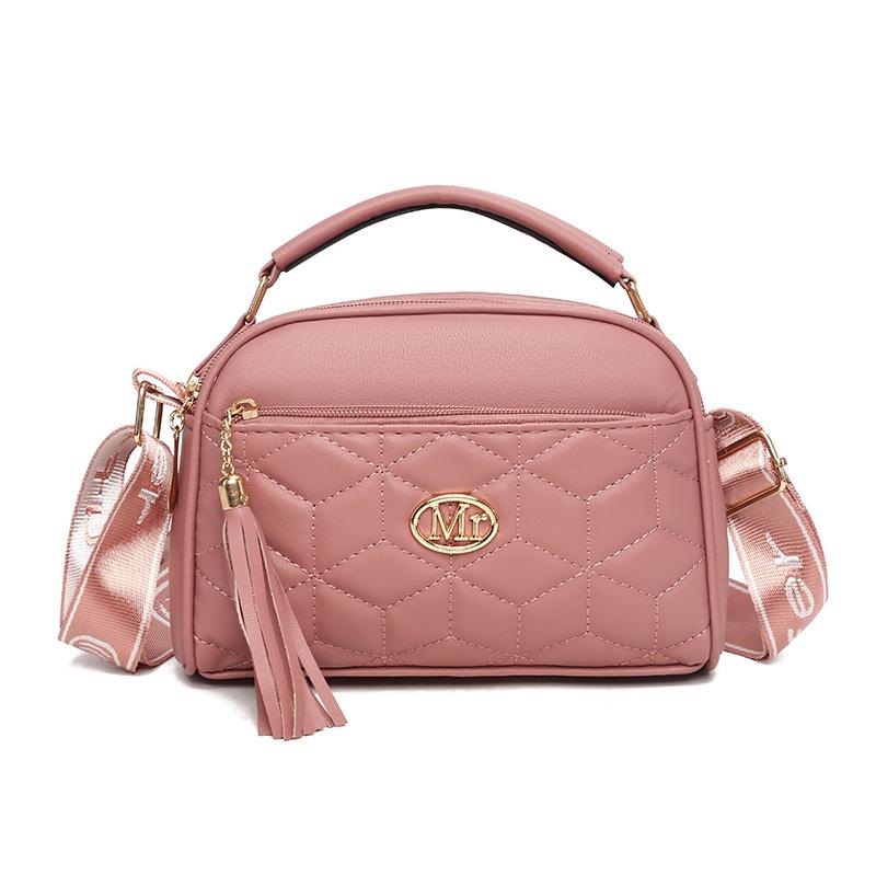 New women's messenger bag autumn and winter trend versatile diamond fringed bag large capacity fashion girls portable shoulder bag