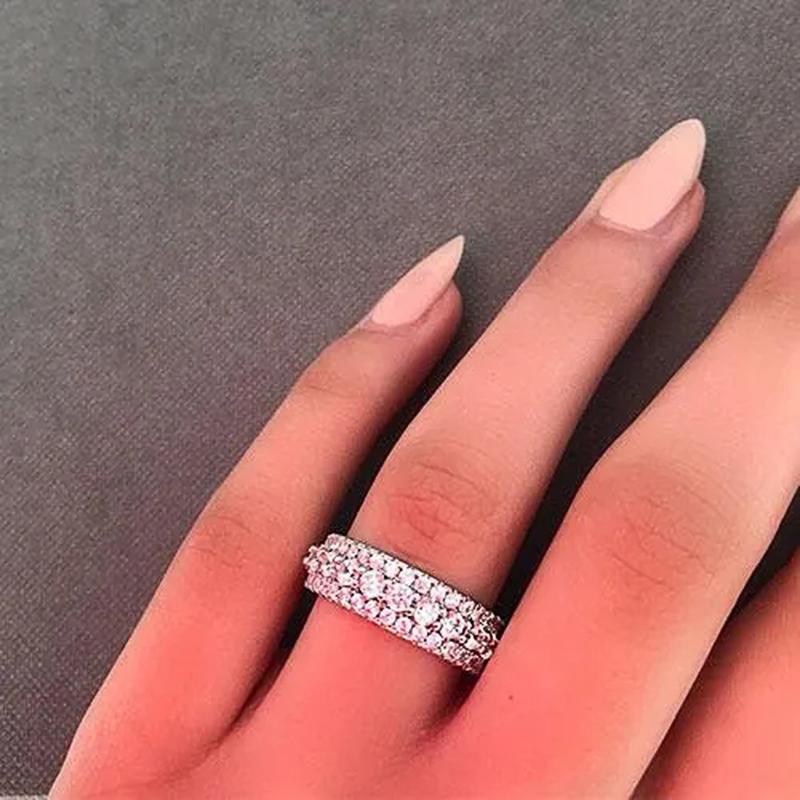 Huitan Round Cubic Zirconia Rings for Women Luxury Trendy Promise Rings Fashion Versatile Wedding Accessories Eternity Jewelry