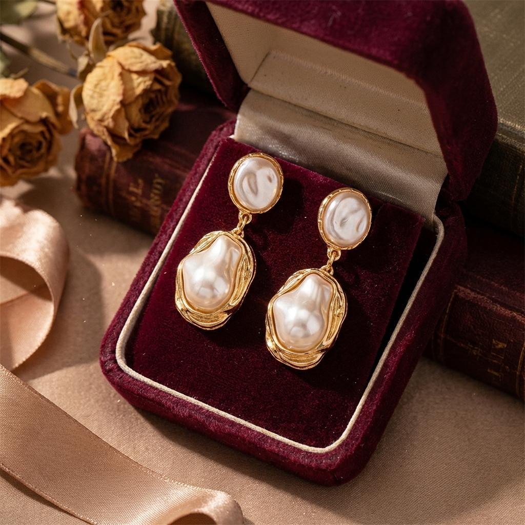 Vintage Baroque Imitation Pearl Drop Earrings for Women Gold Color Irregular Geometric Dangle Earrings Wedding Jewelry Gift