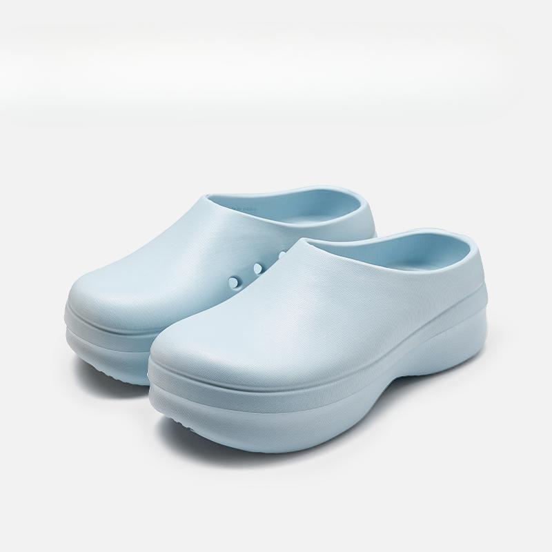 New Style of Shoes: One-step Height-increasing Thick-soled Outdoor Waterproof Flip-flops