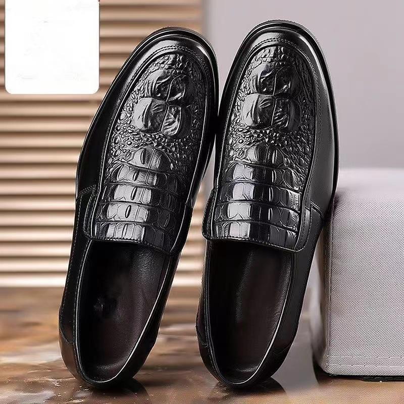 

2025 new one-pedal spring and autumn men s leather shoes soft leather business versatile single shoes large size casual shoes men 45