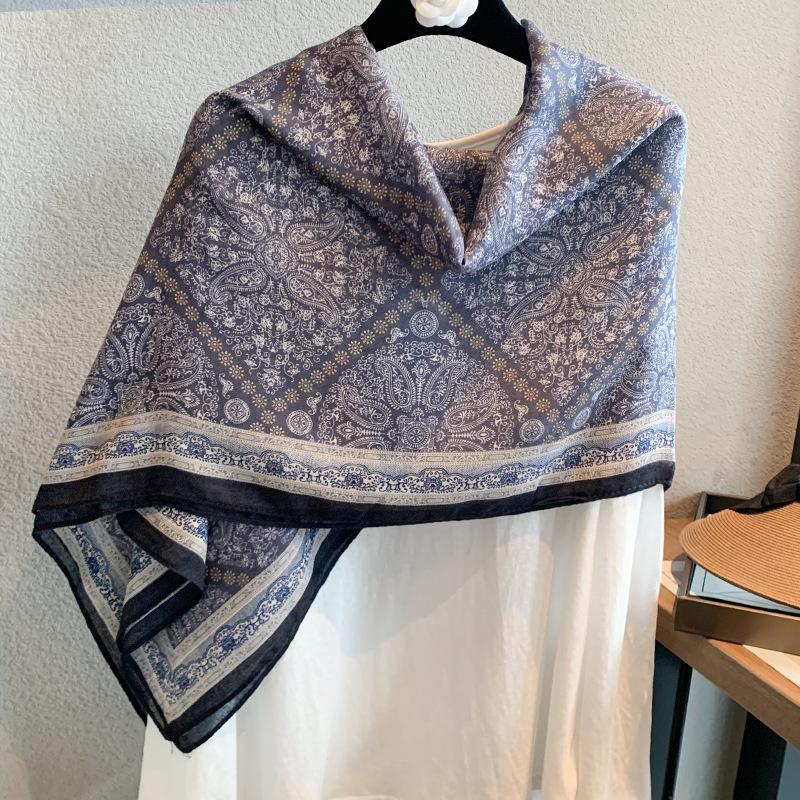 Spring and summer new shawl scarf temperament large square scarf fashion trend temperament women's silk scarf light luxury high-end scarf