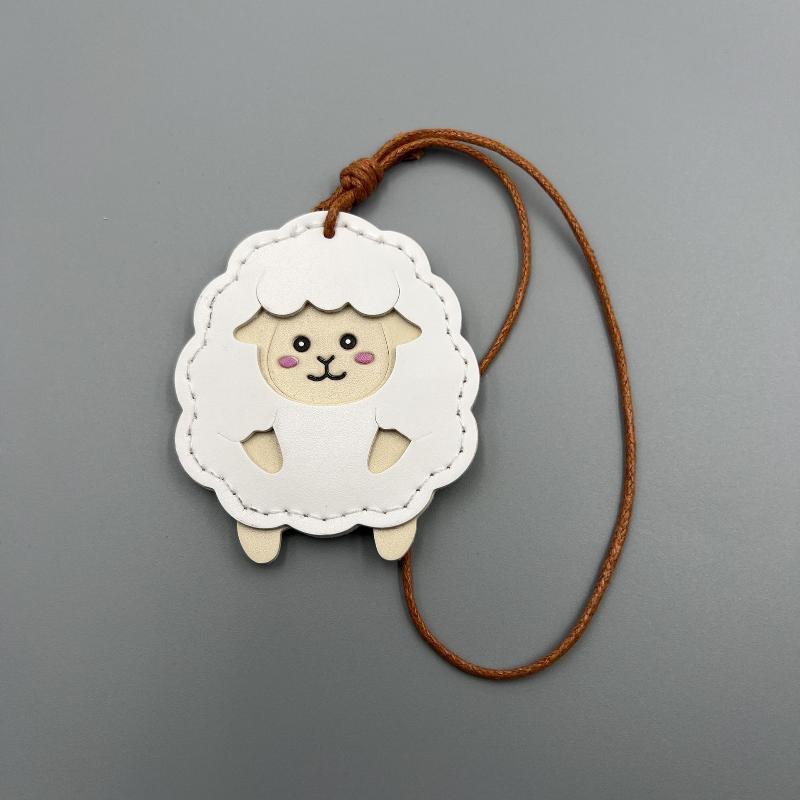 Cute Cartoon PU Leather Lamb Keychain Animal Key Ring Portable Bag Hanging Charm for Backpack Handbag Valentine Gifts