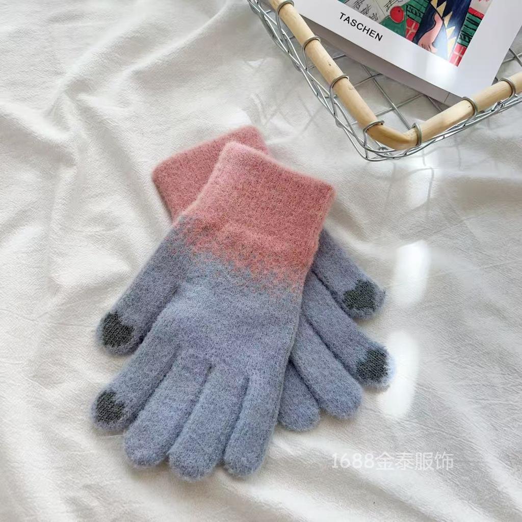 Christmas Wind Five-finger Gloves Cute Girl 25 Winter New Touch Screen Knitted Velvet Thickened Antifreeze Warm Gloves