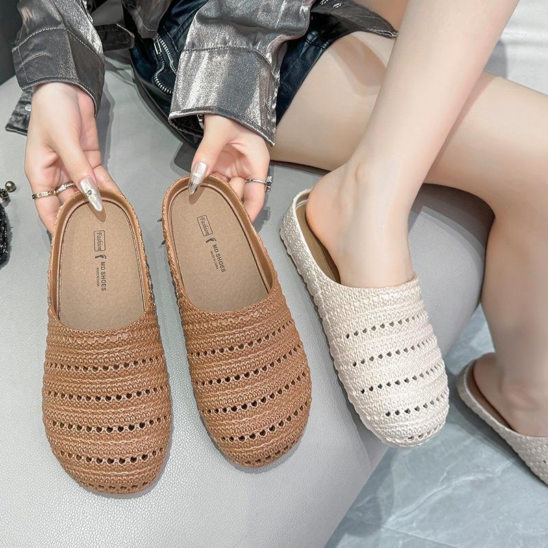 Spring and summer women's niche hollow casual flat bottom versatile soft bottom outer wear bag head slippers white brown universal