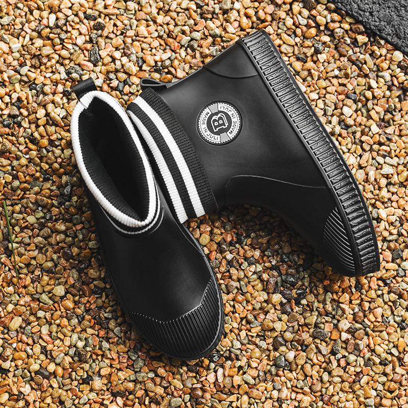 Rain shoes men's and women's short non-slip and waterproof fashion rain boots fleece thermal rubber shoes kitchen work short water shoes