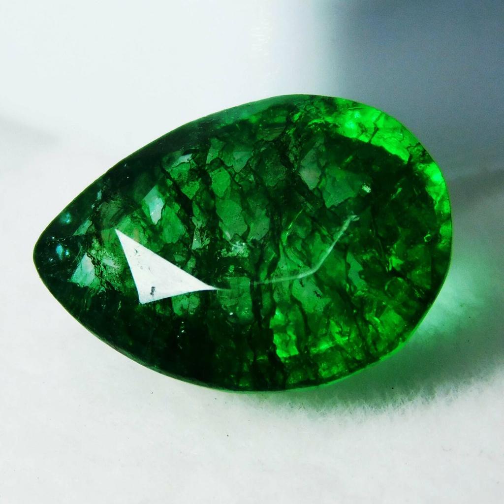 Natural Colombia EMERALD green Loose Gemstone PEAR Cut 8.15 Carat