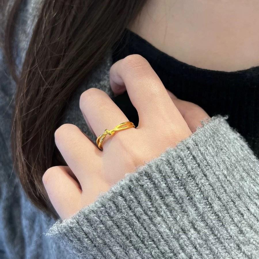 Women's Adjustable Entwined Knot Ring - Simple Temperament Jewelry Piece