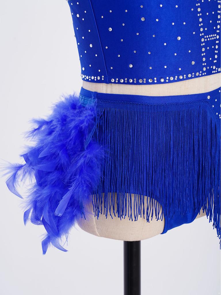 Trblietavý tanečný kostým s perami a strapcami pre deti, dievčatá: Crop top s halter krkom a prekríženým chrbtom a elastickou sukňou pre javiskové vystúpenie