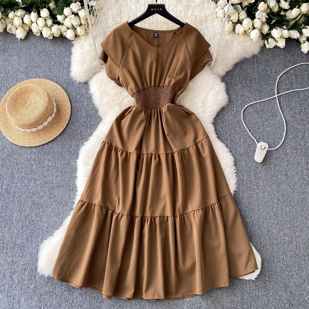 Women's Vintage Hepburn Style Dress Pleated Waist Light Luxury Temperament Swing Long Dress