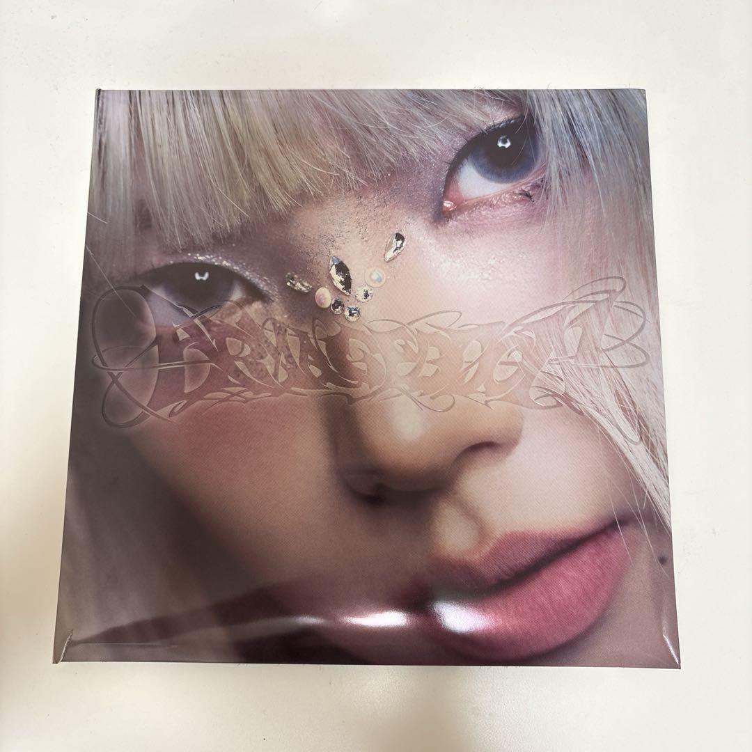

[USED] aespa armageddon Karina album opened
