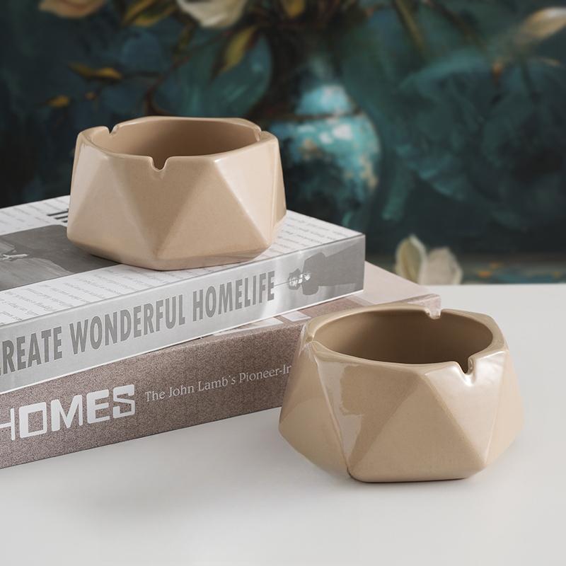 Ashtray Ins Wind Simple Modern with Cover Home Living Room Creative Personality Trend Anti-flying Ashtray