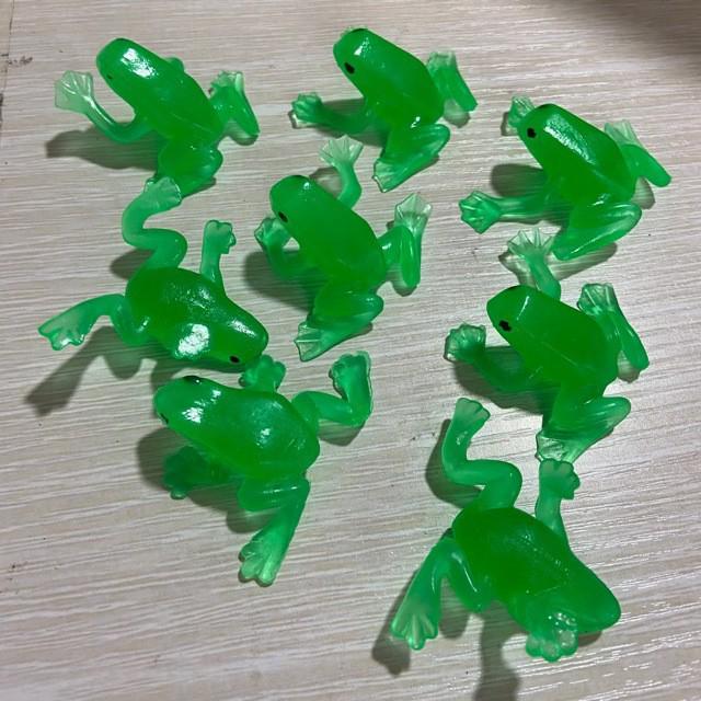 Bath-Time Fishing Toy: Small Goldfish for Kids